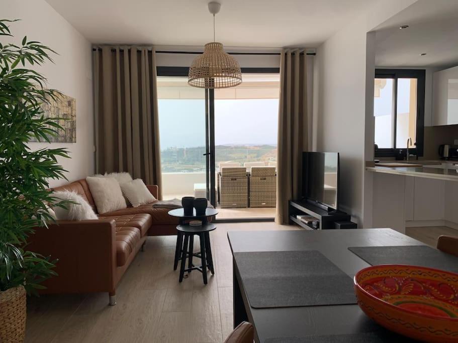 Prachtig Appartement Met Zeezicht In Estepona Costa Del Sol Exterior photo